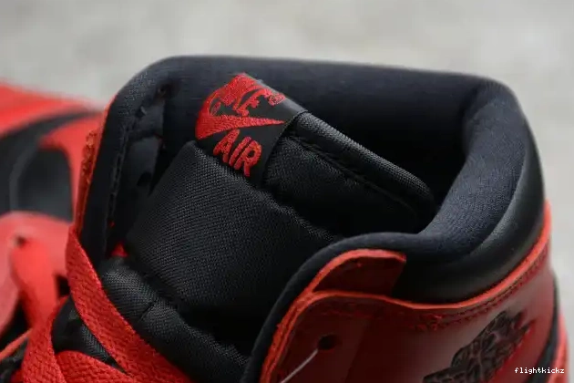 85 Air Varsity Jordan BQ4422-600 1 Red High 0611